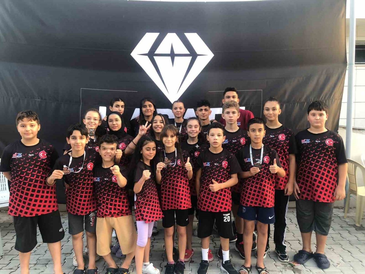 Manisa BBSK’lı karatecilerden 7 madalya daha