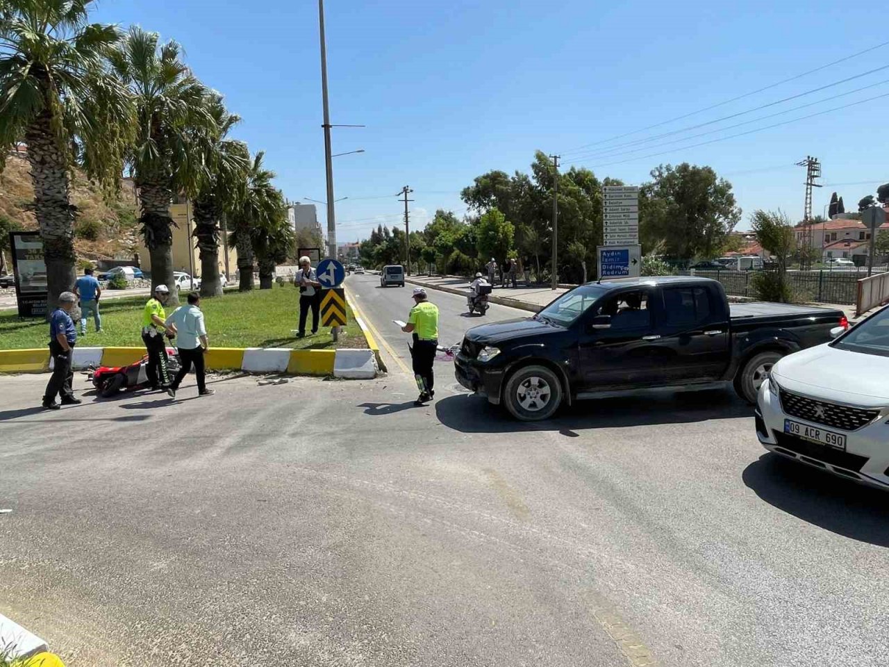 Söke’de motosiklet kazası: 1’i ağır, 2 yaralı