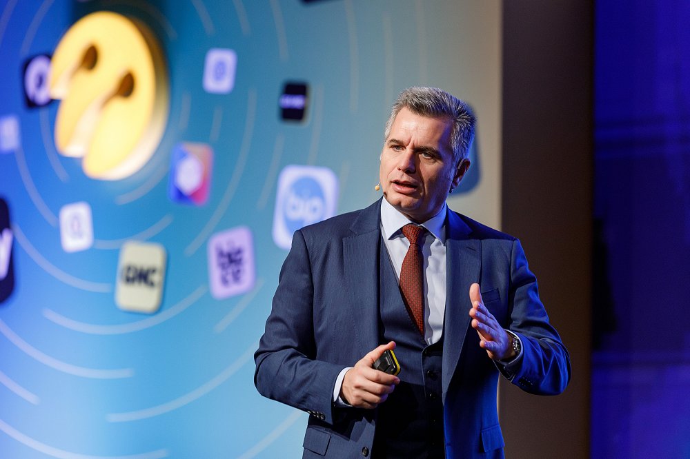 Turkcell Genel Müdürü Murat Erkan görevden ayrıldı