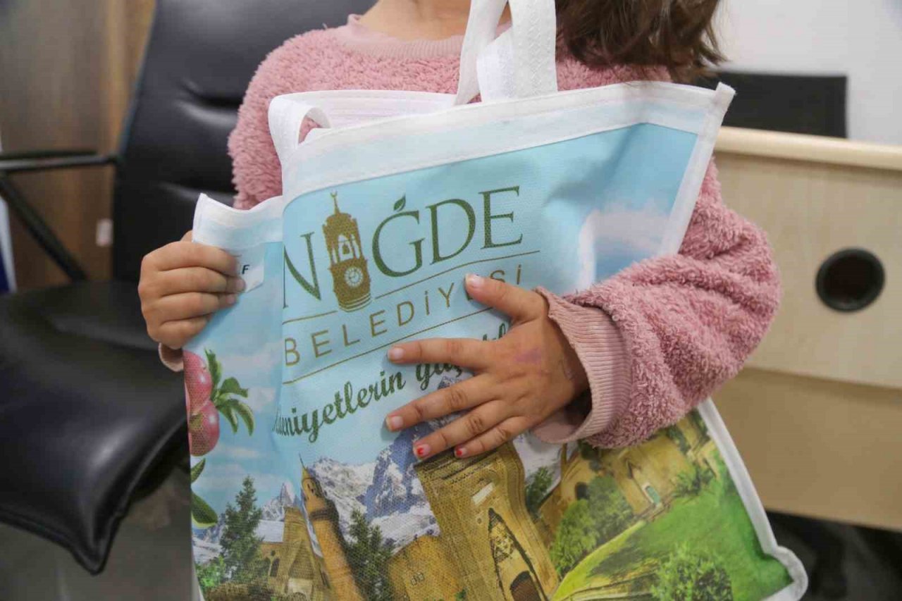 Niğde Belediyesi’nden Eğitime Tam Destek