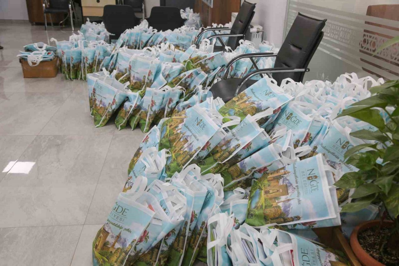 Niğde Belediyesi’nden Eğitime Tam Destek