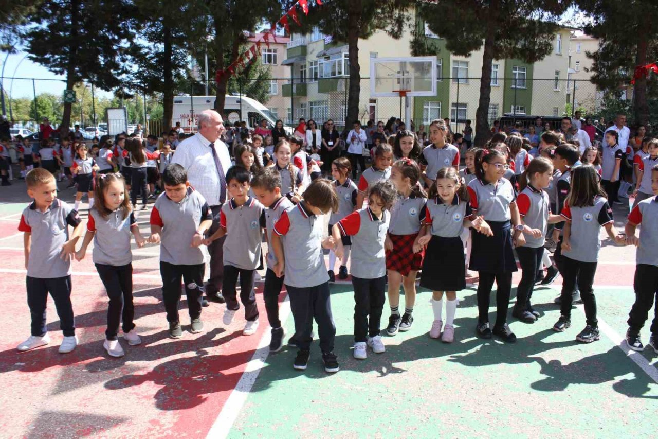 Ordu’da 125 bin öğrenci ders başı yaptı