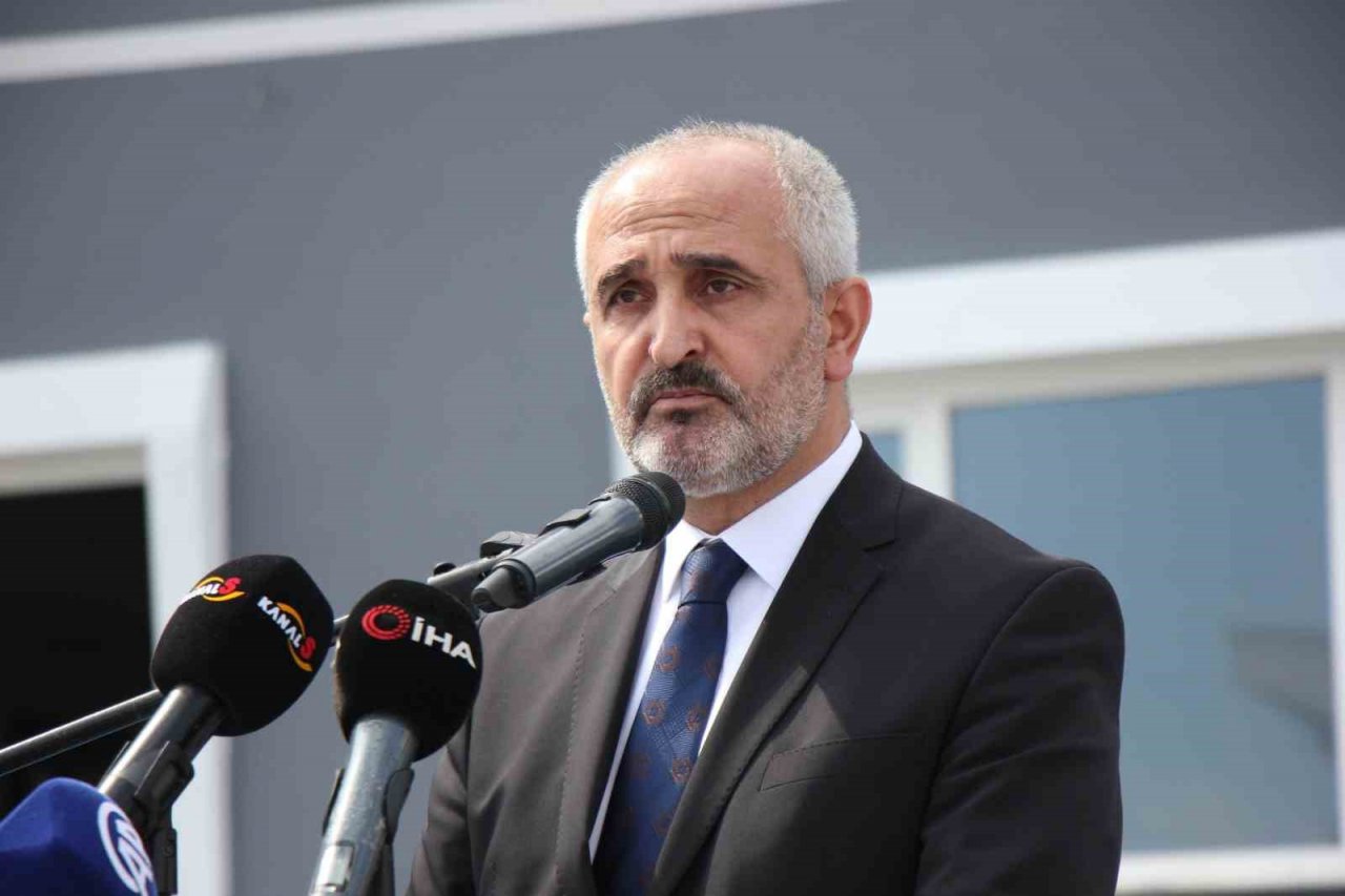 ’Siber güvenlik’ dersi de verilecek meslek lisesi Samsun’da eğitime başladı