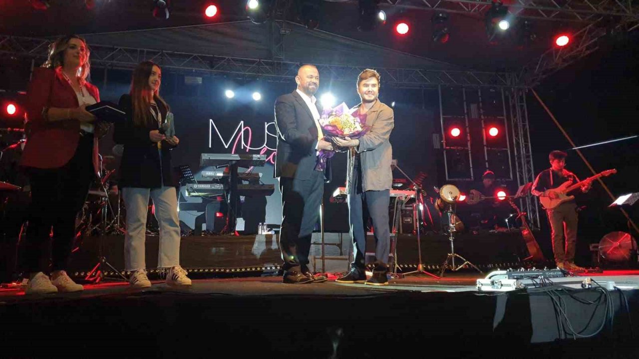 Orhaneli’nde Karagöz Şenlikleri 3 gün boyunca kutlandı