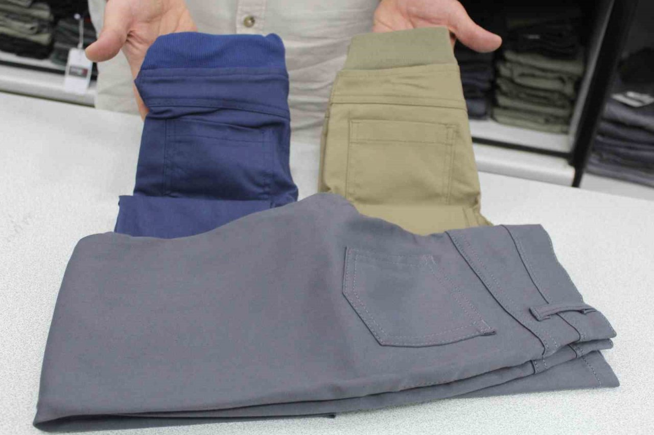 Okul kıyafeti alışveriş bugün de devam etti