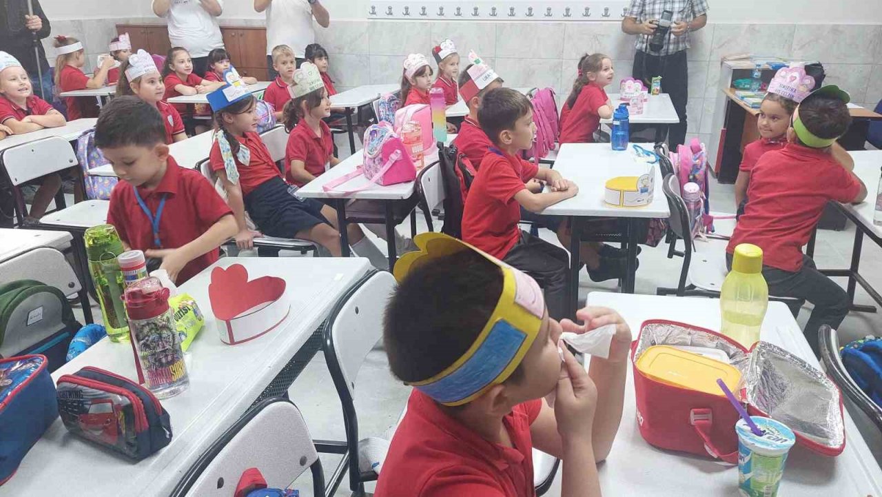 Vali açıkladı: “Deprem yönetmeliğinden geçmeyen 250 okula çocuklarımızı sokmamışız”