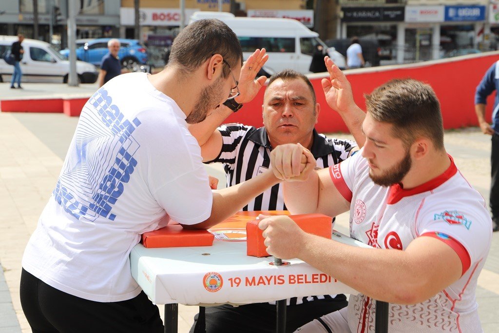 19 Mayıs’ta bilek güreşi müsabakaları