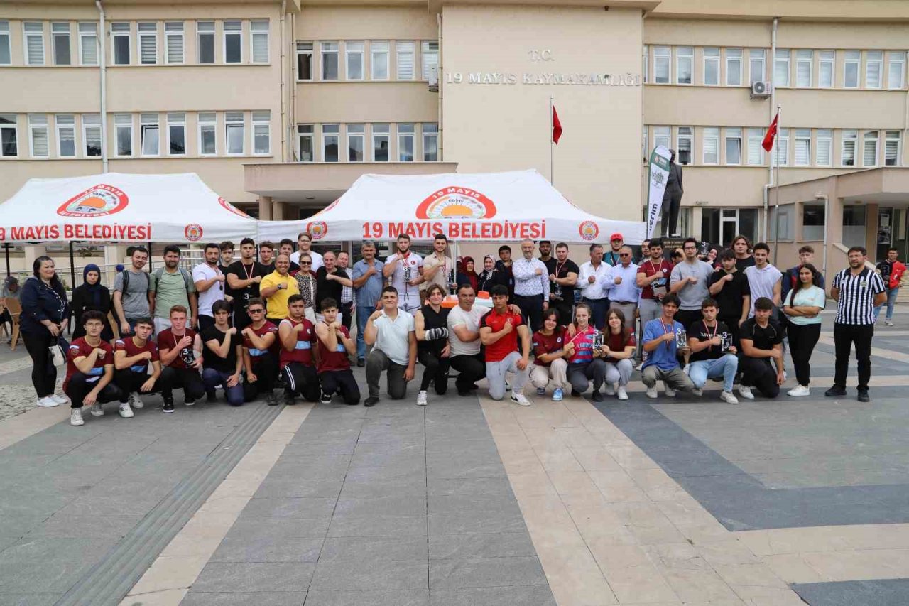 19 Mayıs’ta bilek güreşi müsabakaları