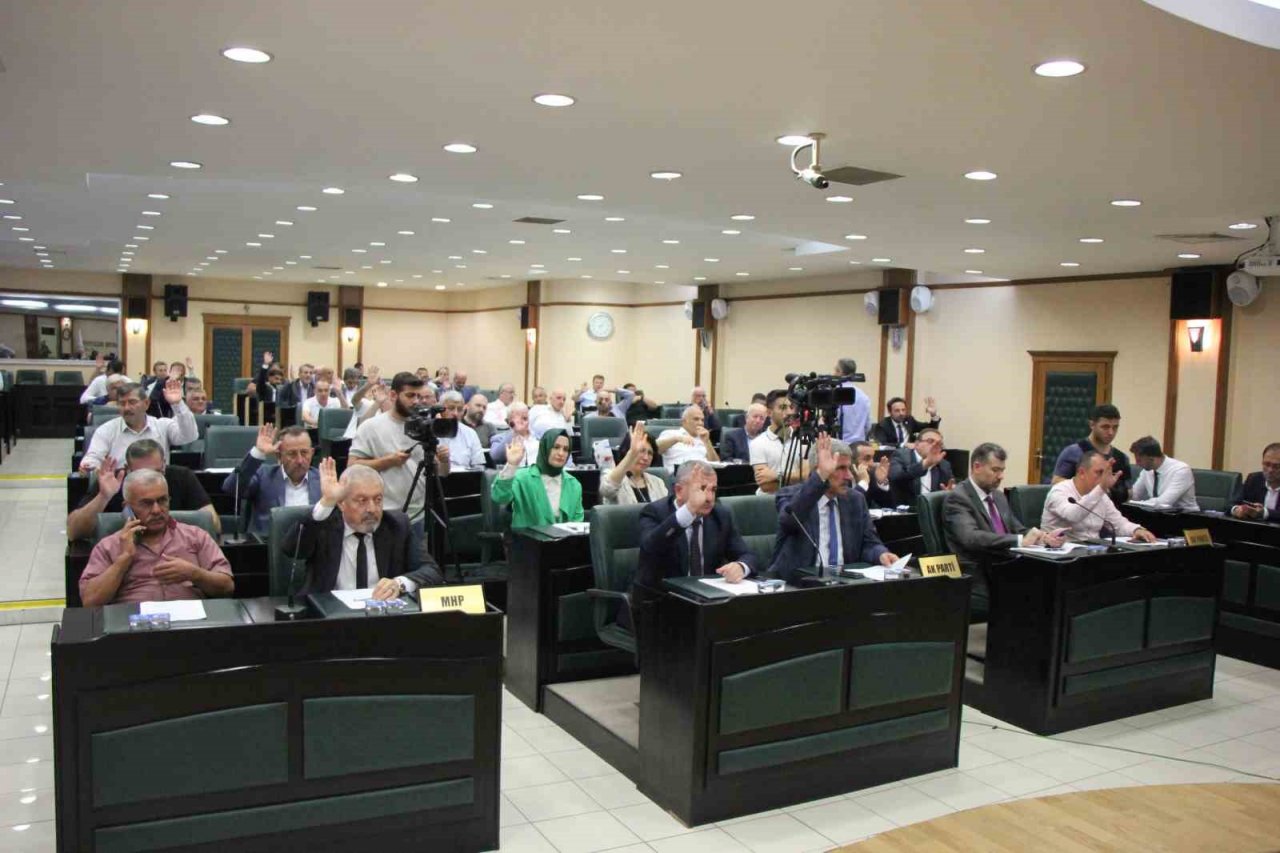Samsun meclisi 40 maddeyi komisyonlara havale etti