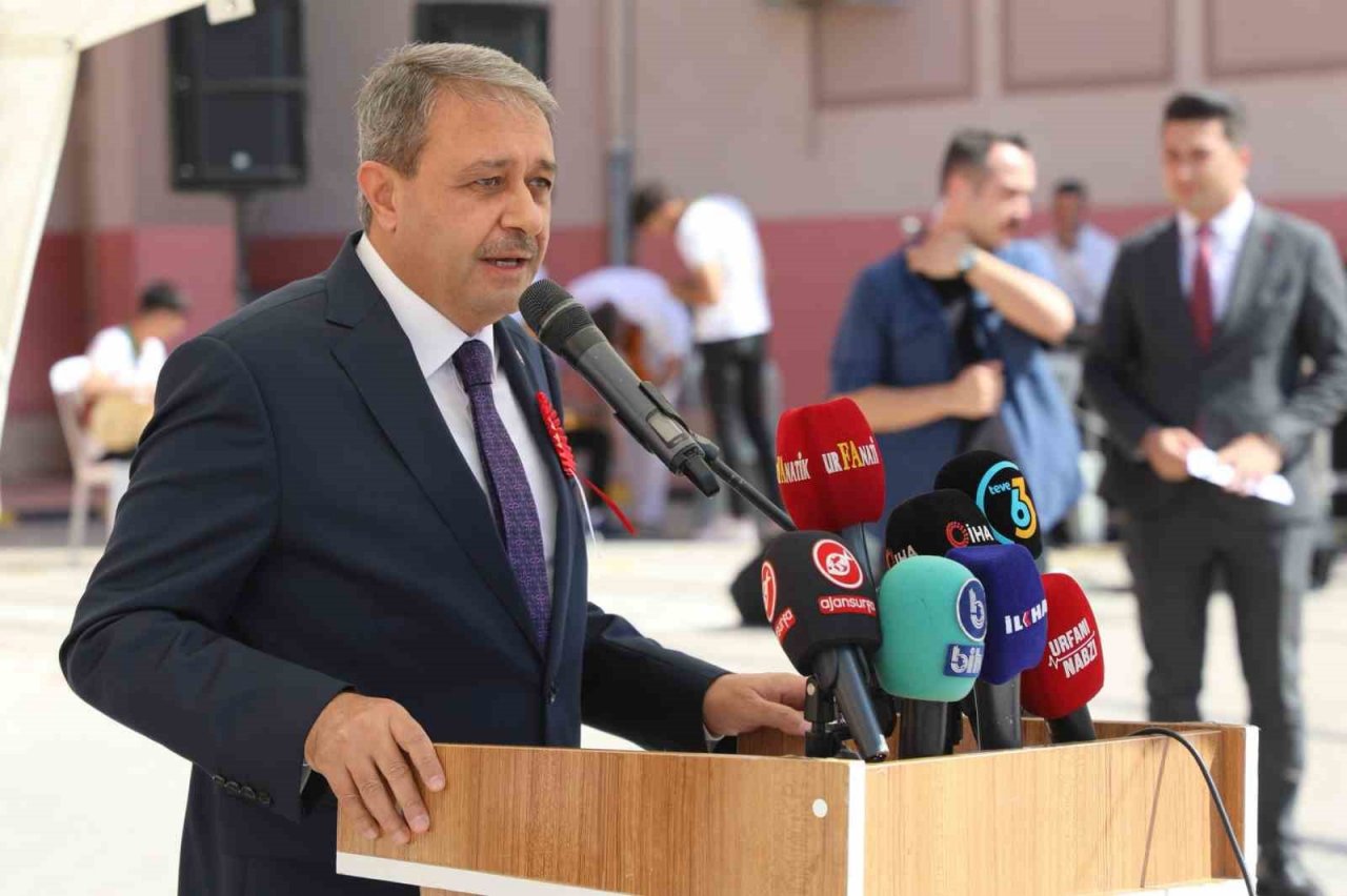 Şanlıurfa’da 767 bin öğrenci için ders zili çaldı