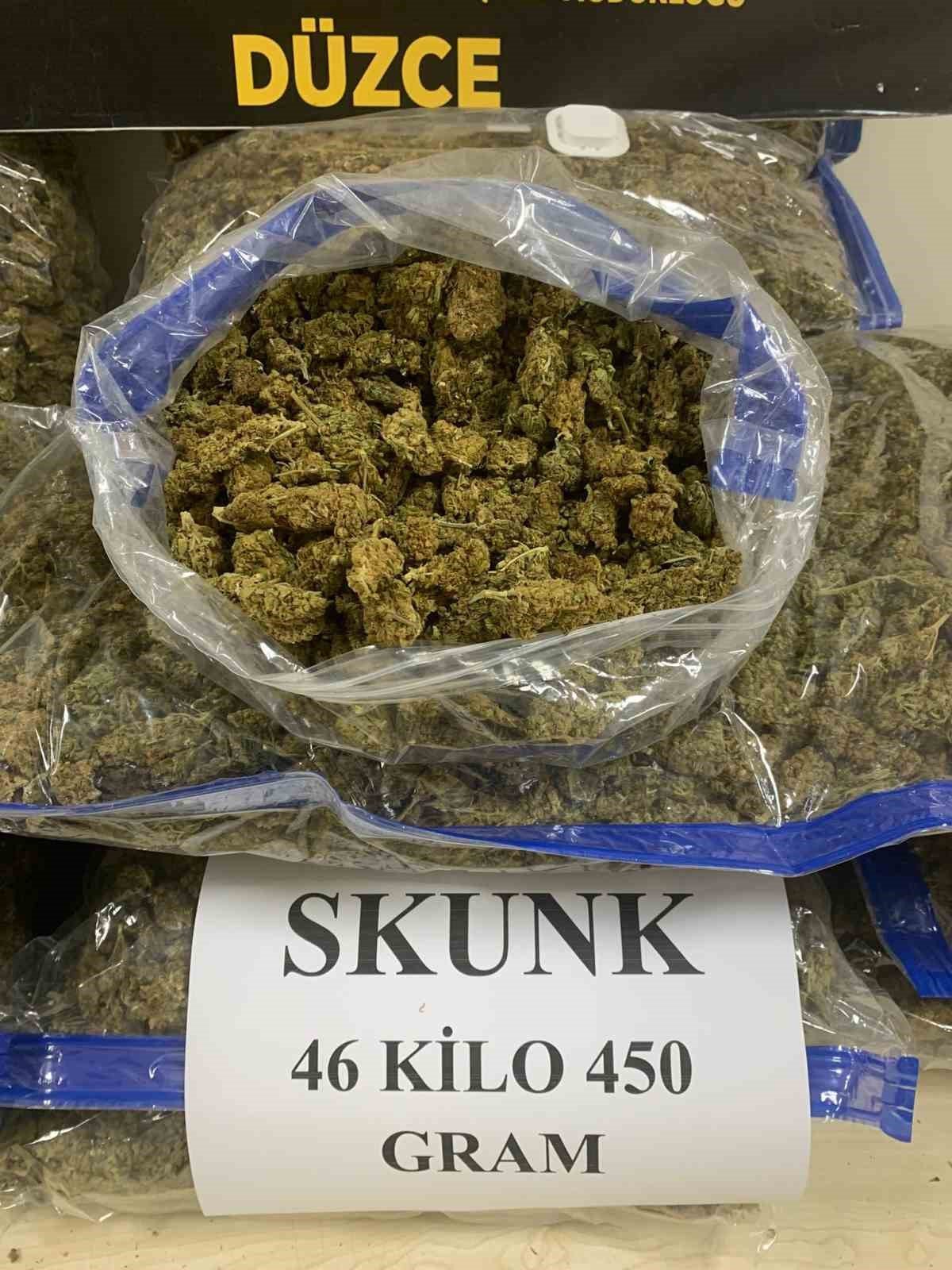 Mobilyada uyuşturucu sevkiyatı