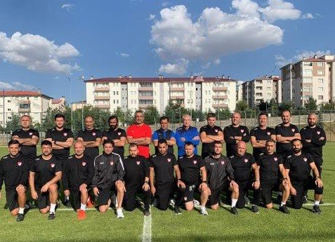 Antrenör Eğitim Programları Devam Ediyor