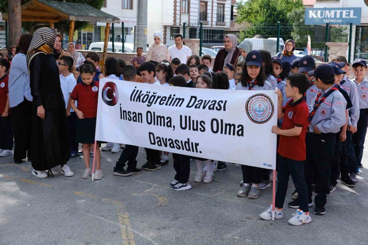 İlk ders zili çaldı, Erzincan’da 42 bin öğrenci ders başı yaptı