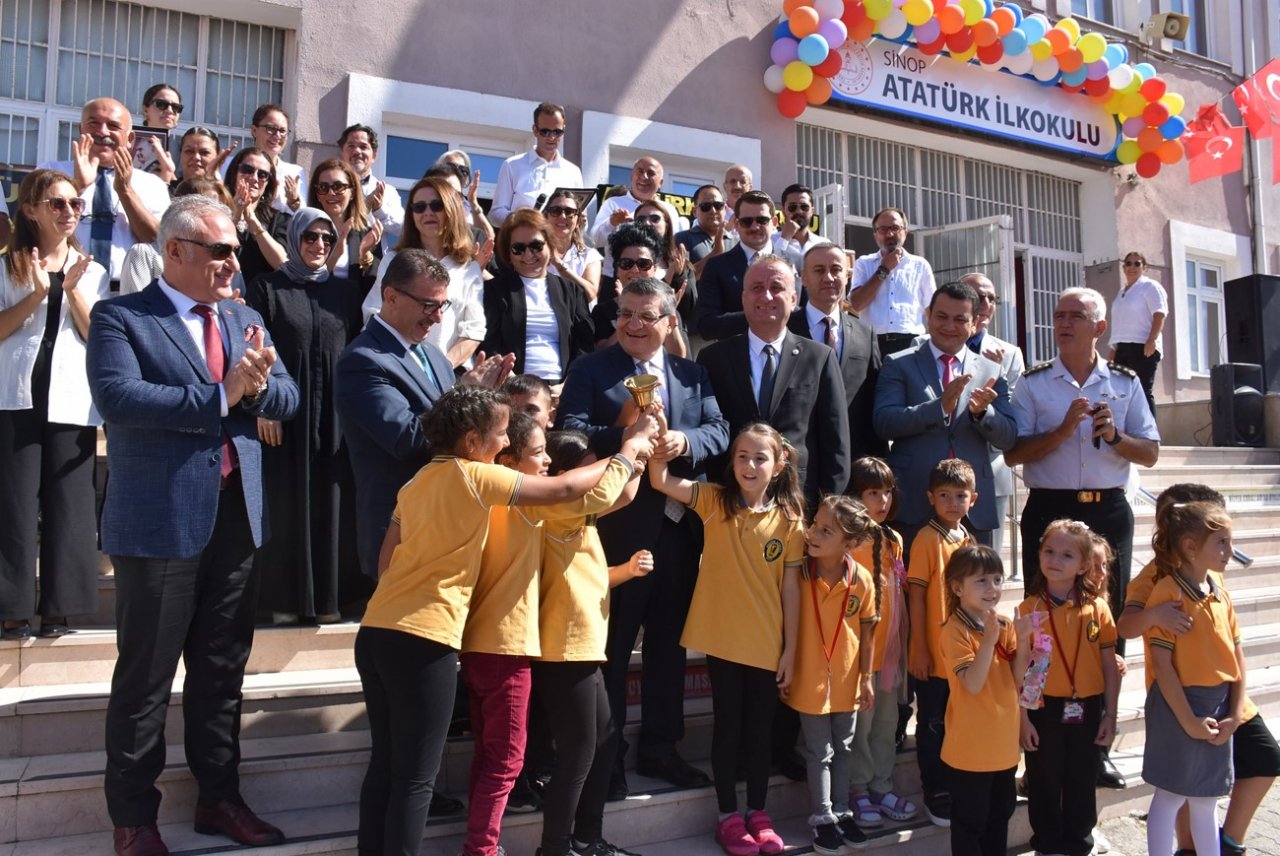 Sinop’ta 30 bin öğrenci ders başı yaptı