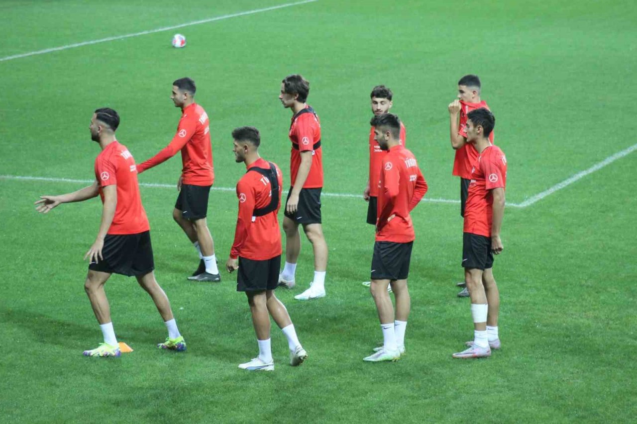 Levent Sürme: "İtalya karşısında da atak futbol oynayacağız"