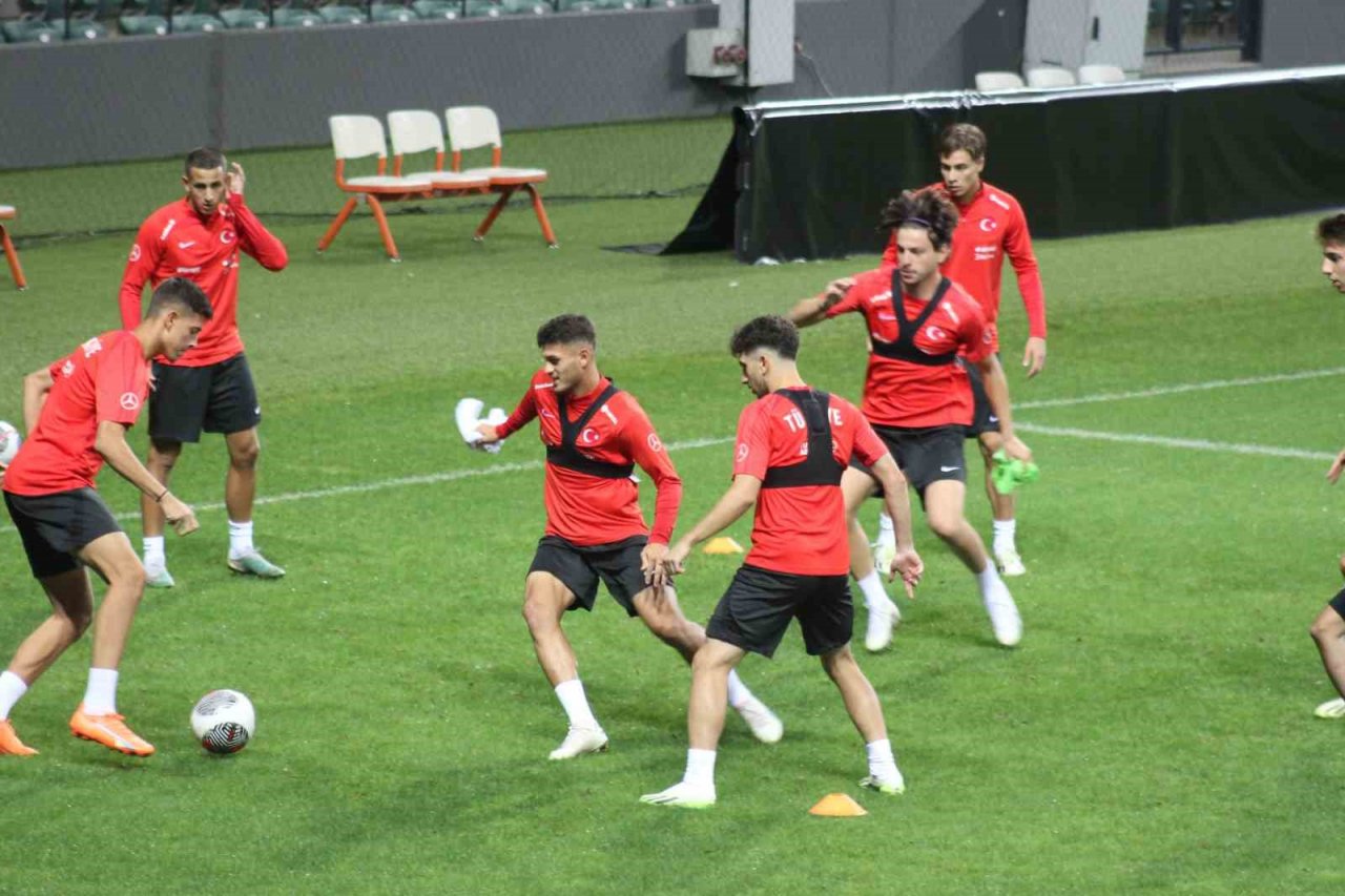 Levent Sürme: "İtalya karşısında da atak futbol oynayacağız"