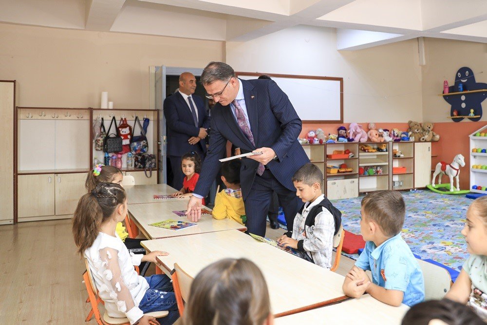 Van’da eğitim öğretim dönemi start aldı