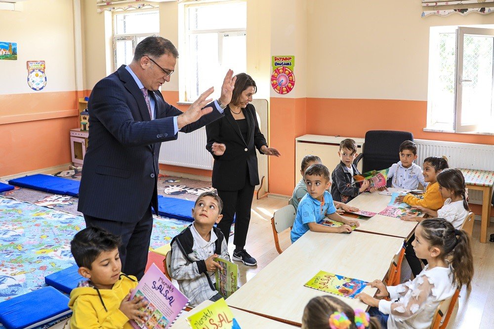 Van’da eğitim öğretim dönemi start aldı