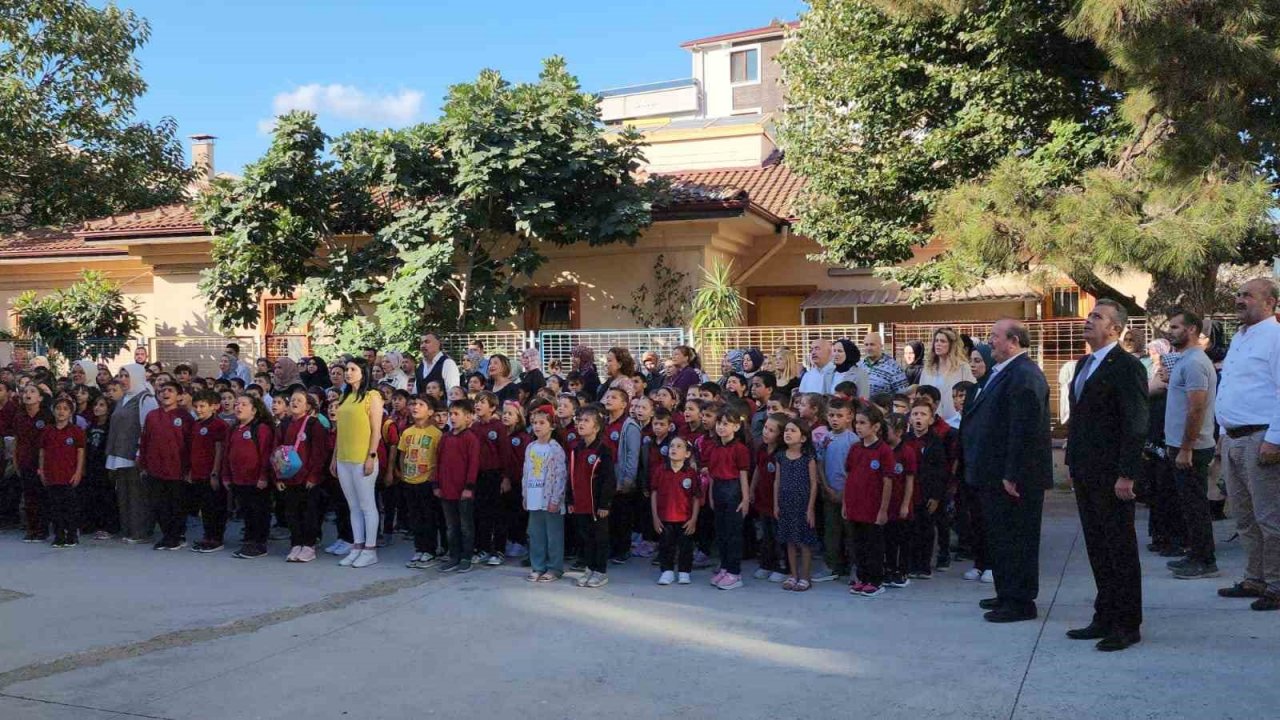 Esenköy’de 200 öğrenciye ücretsiz okul servisi hizmeti