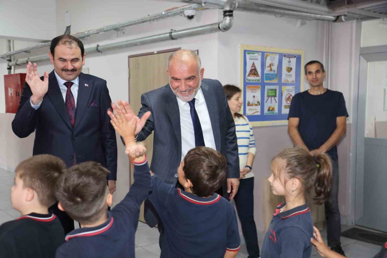 Başkan Sandıkçı: “Eğitime desteğimiz artarak devam edecek”