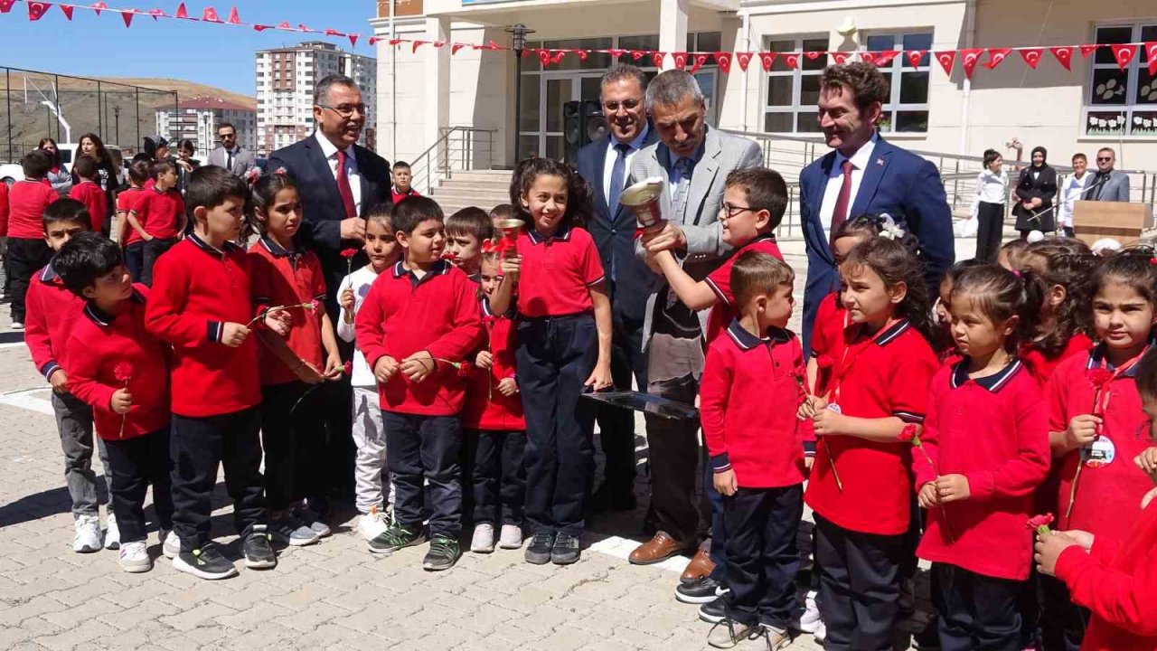 Yozgat’ta İlköğretim Haftası töreni düzenlendi