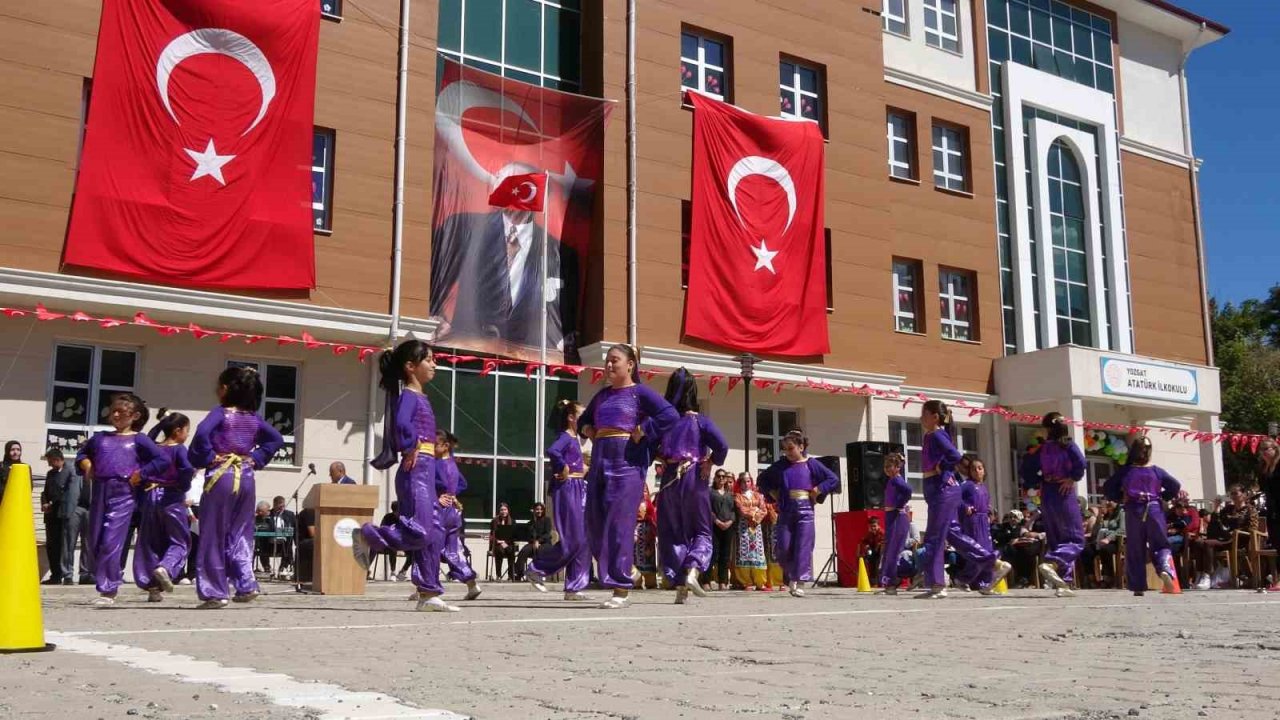 Yozgat’ta İlköğretim Haftası töreni düzenlendi