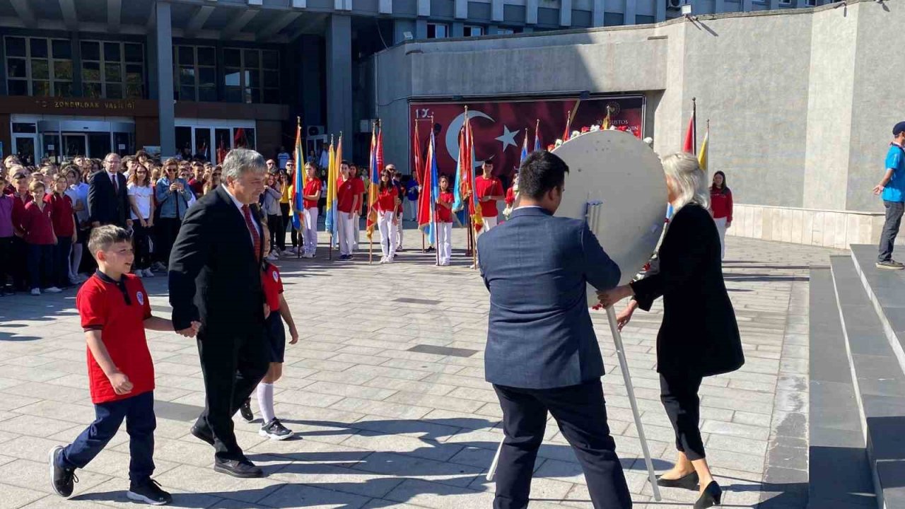 Zonguldak’ta yeni eğitim öğretim yılı törenle başladı