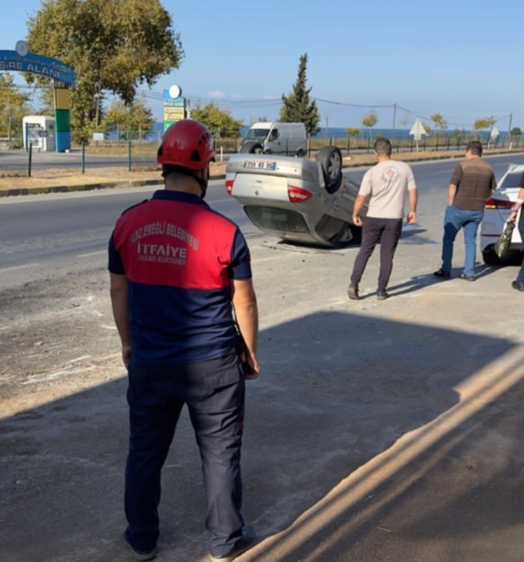 Takla atan araçtan kendi imkanıyla çıktı