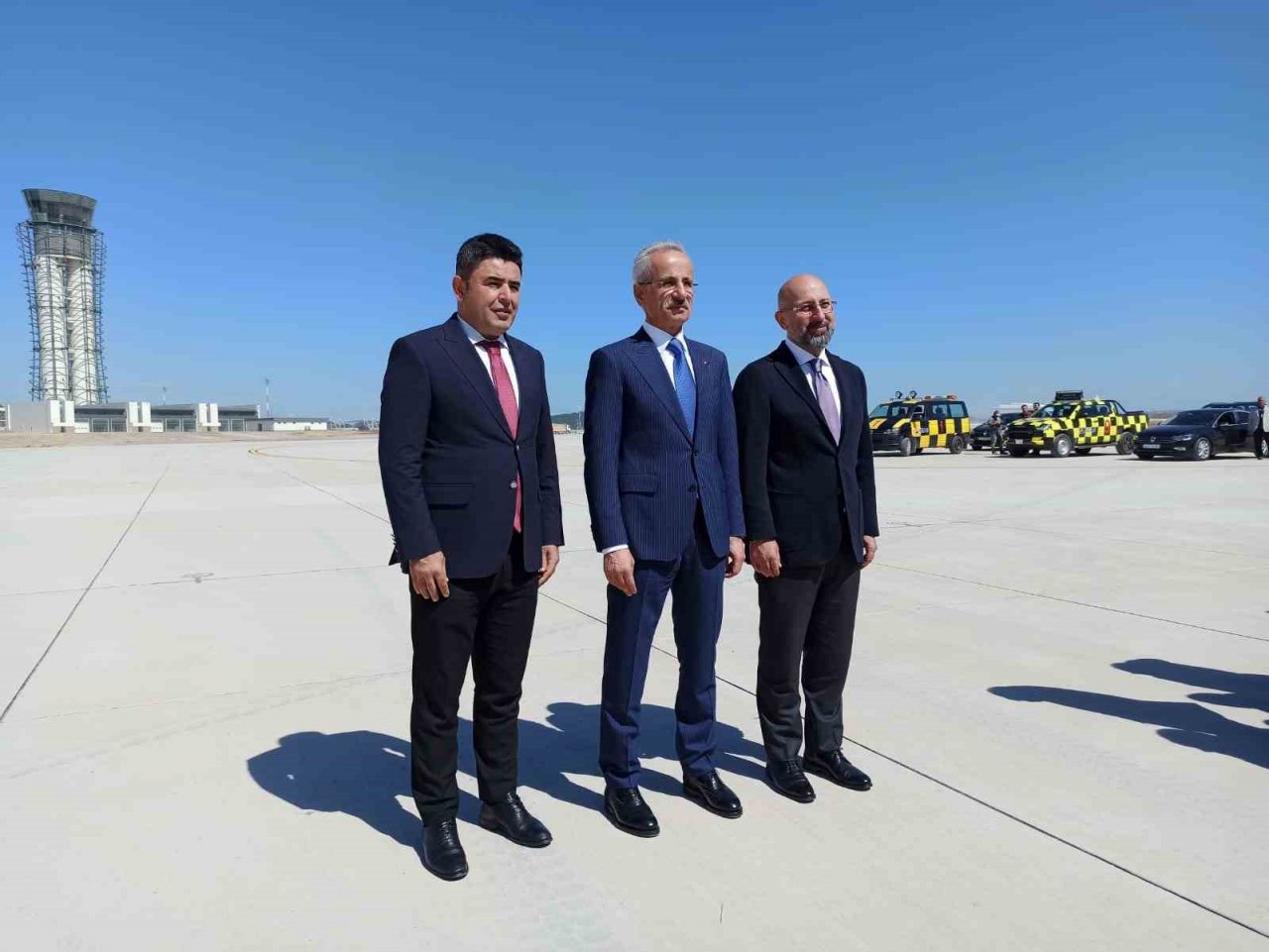 Ulaştırma ve Altyapı Bakanı Uraloğlu: “Sabiha Gökçen Havalimanımızın 2’inci pistini iniş ve kalkışa müsait duruma getirdik”
