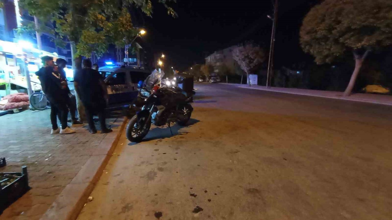 Konya’da motosikletli polislerin kaza yaptığı anlar kameralara yansıdı