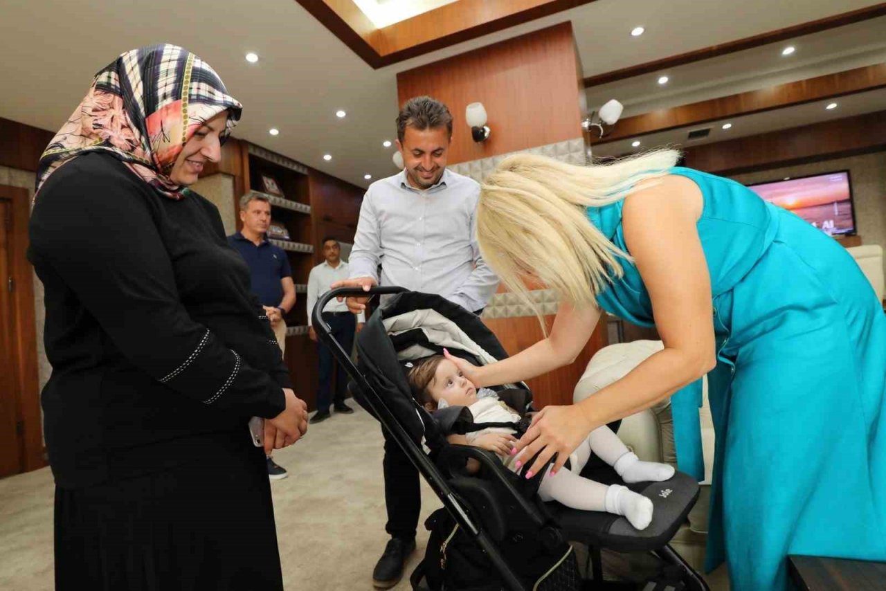 Türkiye’nin ikinci rahim nakli bebeği 1 yaşında
