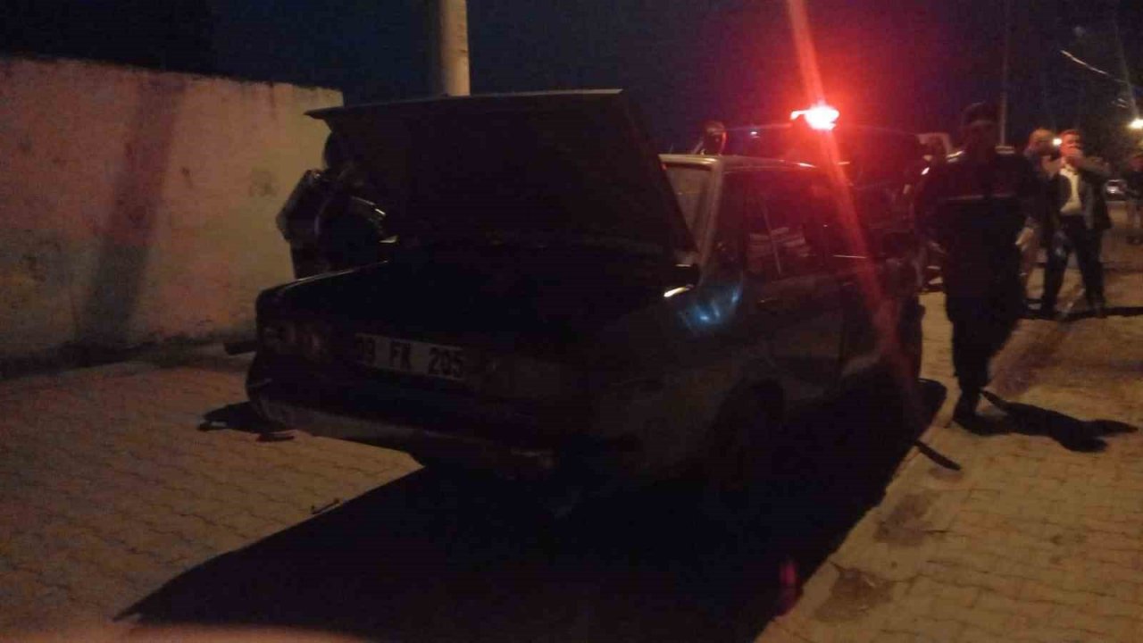 ’Dur’ ihtarına uymayan sürücü kovalamaca sonucu yakalandı, çıkan arbede de 1 polis bıçaklandı