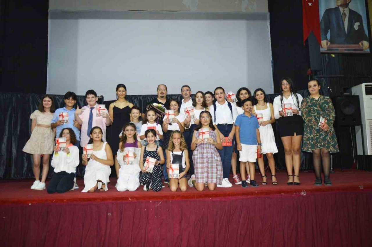 Çine’de drama kursu yılsonu gösterisiyle sona erdi