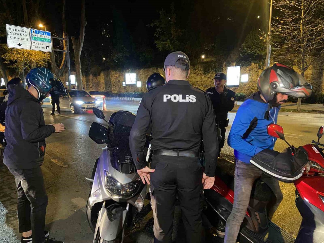 İstanbul’da motosiklet sürücülerine yönelik asayiş uygulaması