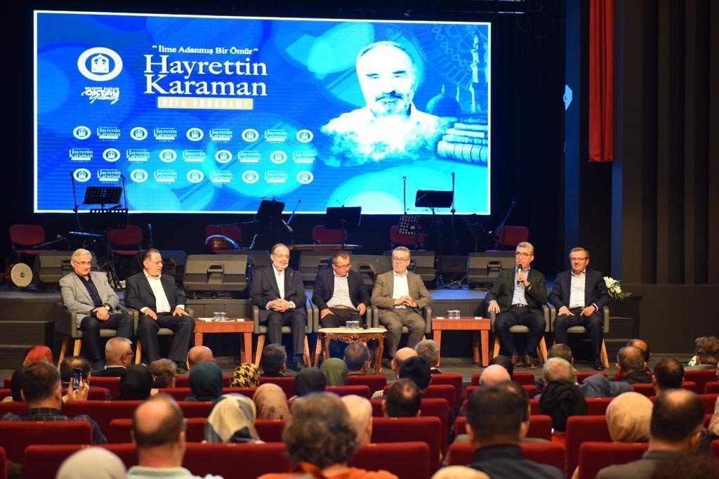 Cumhurbaşkanı Erdoğan’ın hocası Prof. Dr. Hayrettin Karaman’a vefa günü