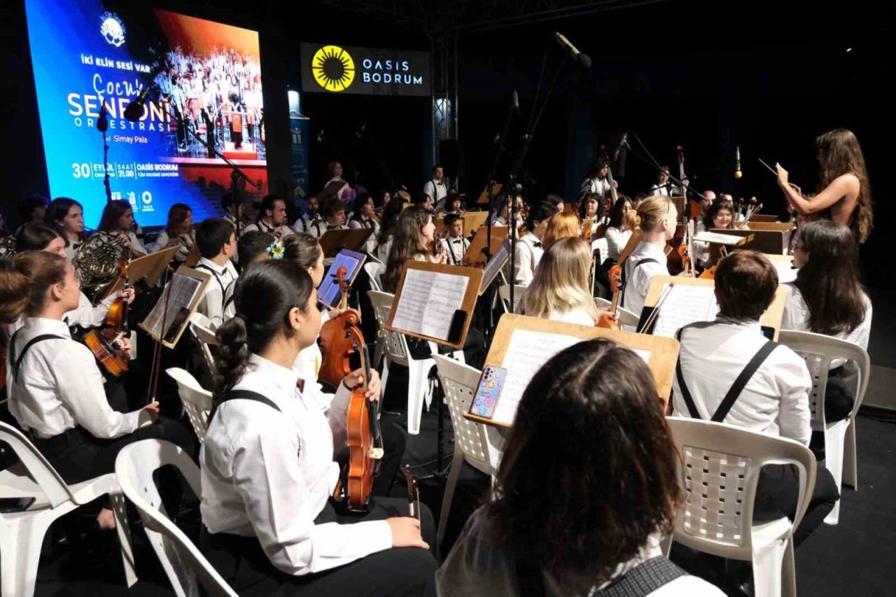 Çocuk Senfoni Orkestrası Bodrum’da seyirciyle buluştu