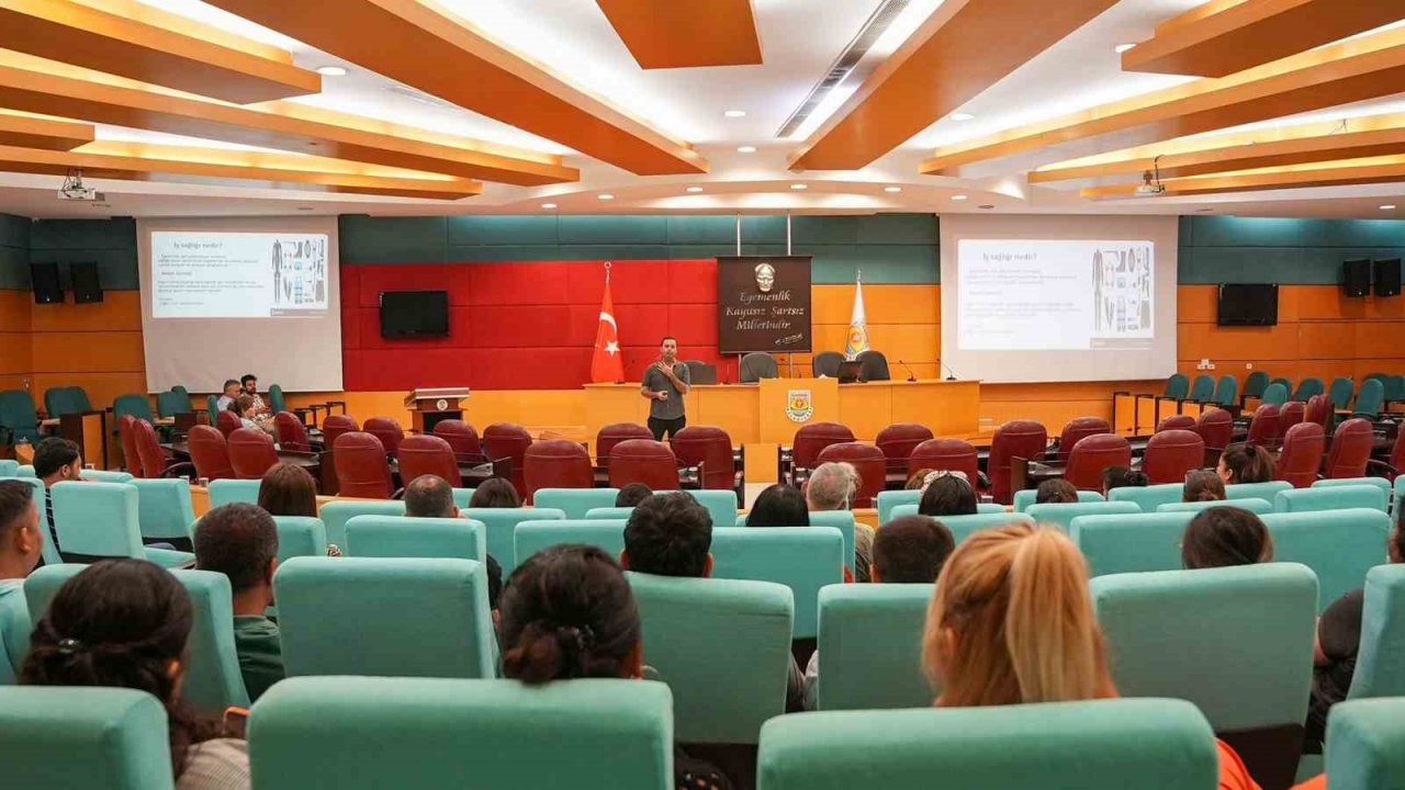 Tarsus Belediyesi personeline iş sağlığı ve güvenliği eğitimi verildi