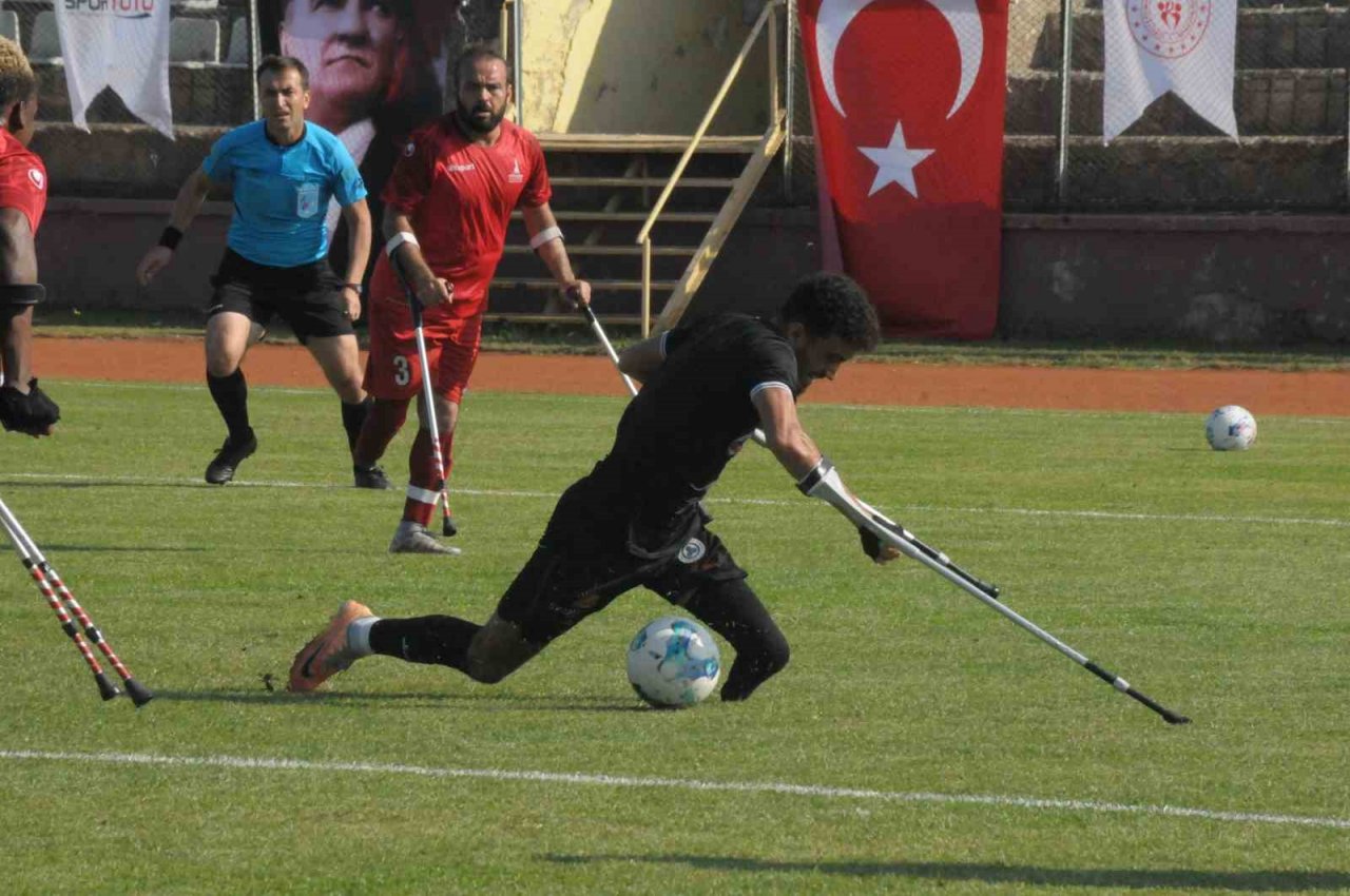 Ampute Futbol Türkiye Kupası Alves Kablo’nun oldu