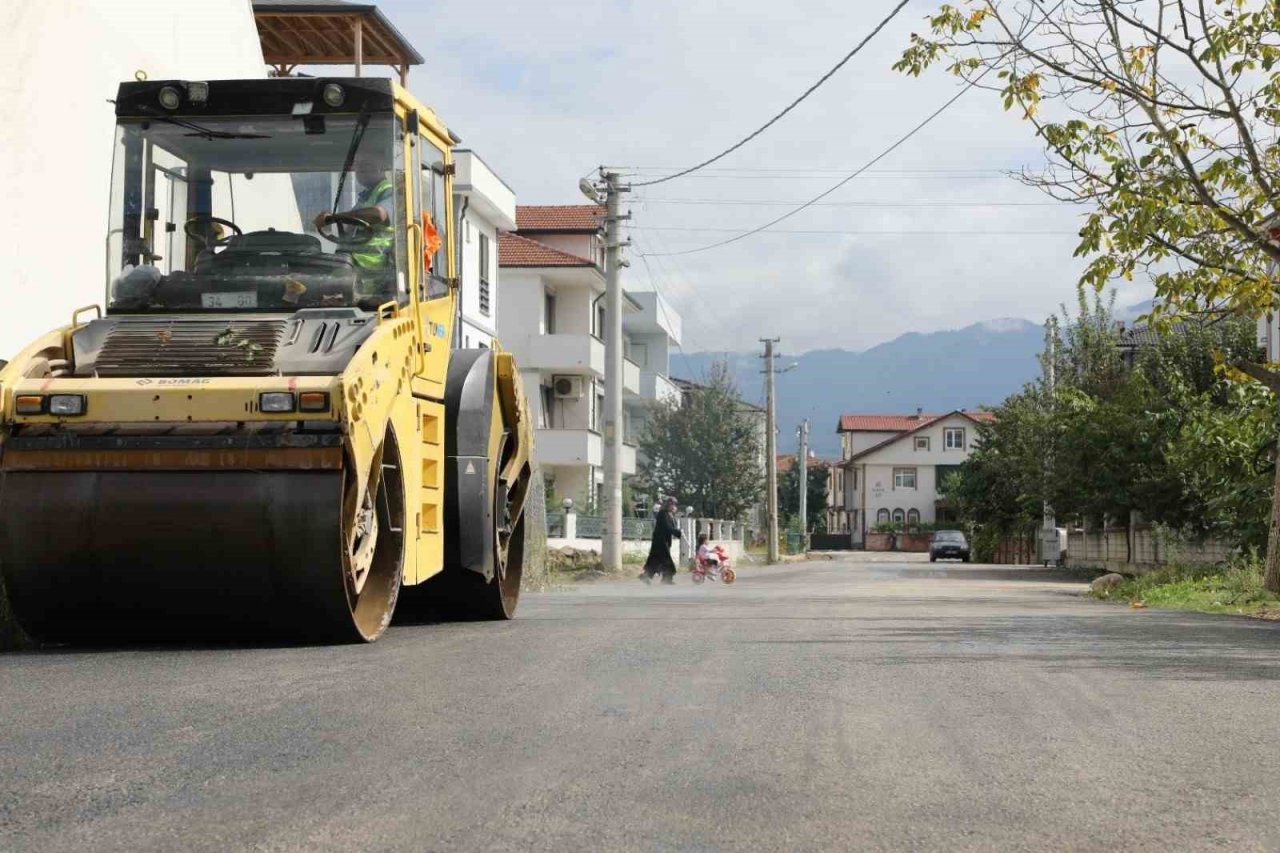 Akyazı’nın o mahallesinde sokaklar yenileniyor