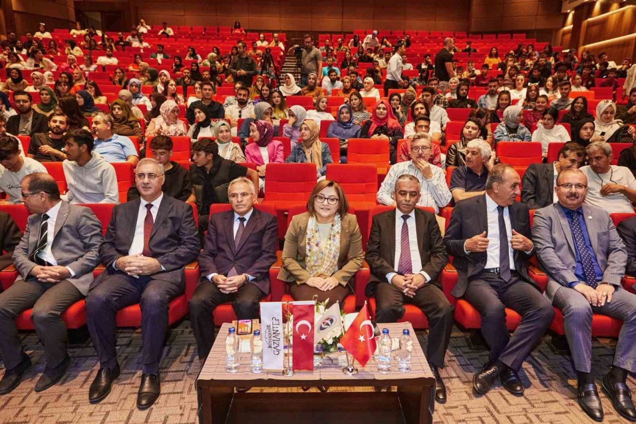 Gaziantep’te ahilik ruhunu anlamak ve yaşatmak için panel düzenlendi