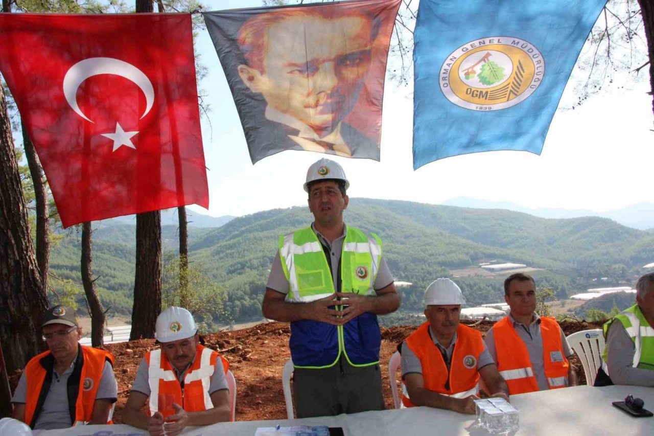 Antalya’da orman personeline uygulamalı eğitim verildi