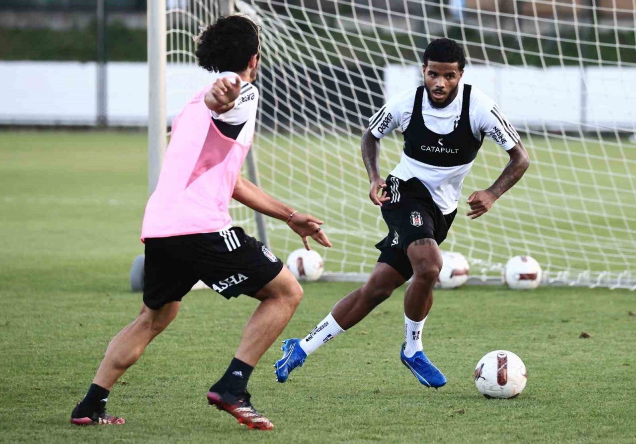 Beşiktaş, Galatasaray maçı hazırlıklarını sürdürdü