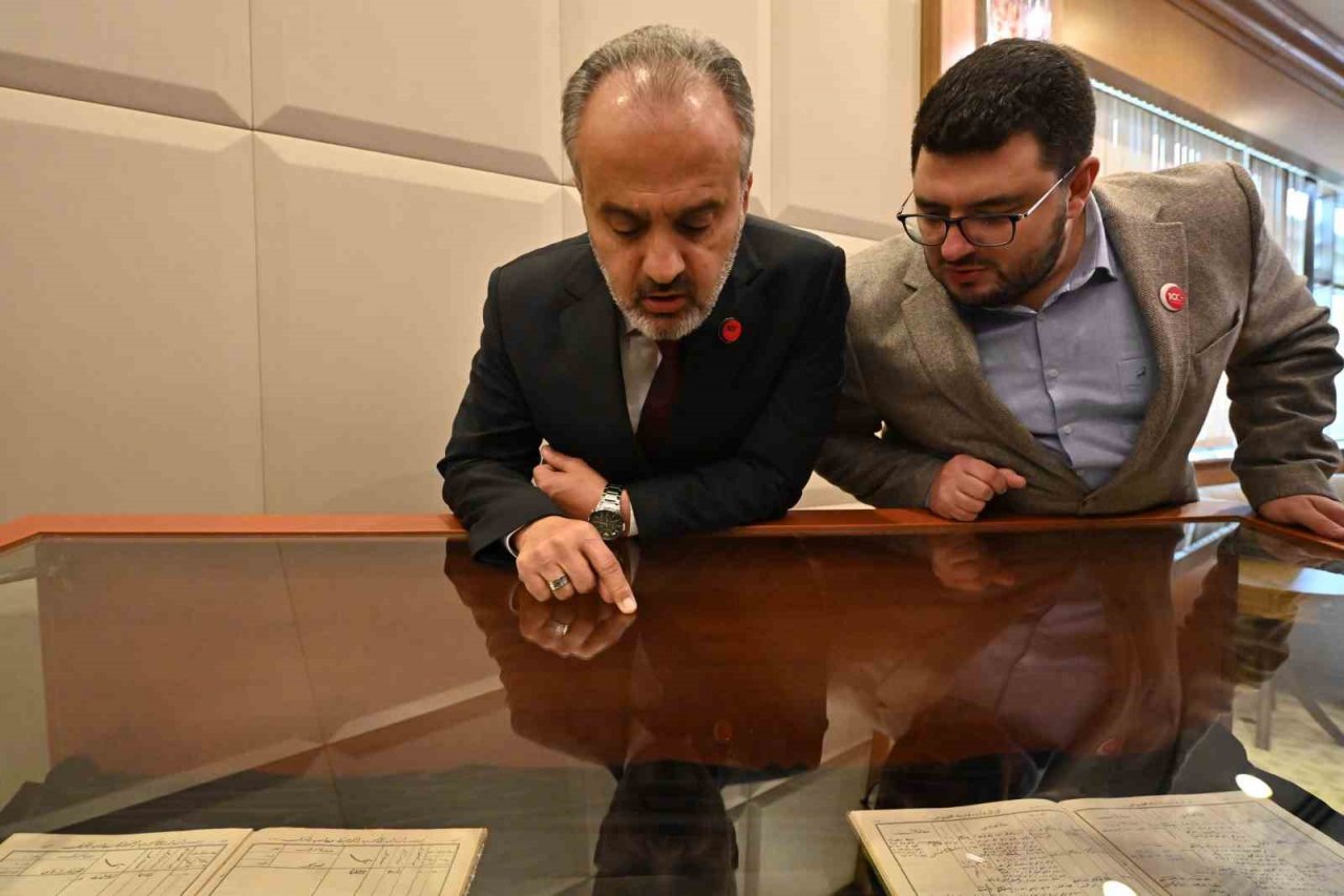 Büyükşehir meclisi, imzalarıyla tarihe not düştü