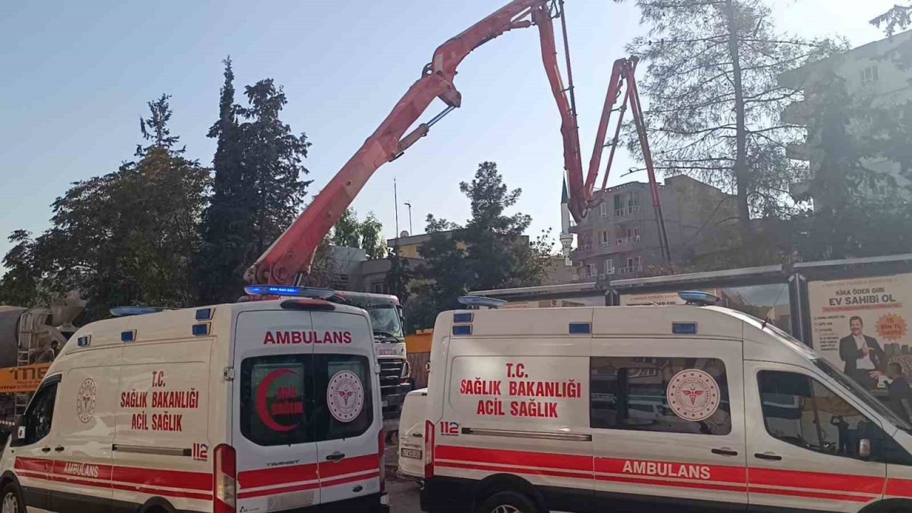 Mardin’de kütüphane inşaatında çökme: 4 yaralı