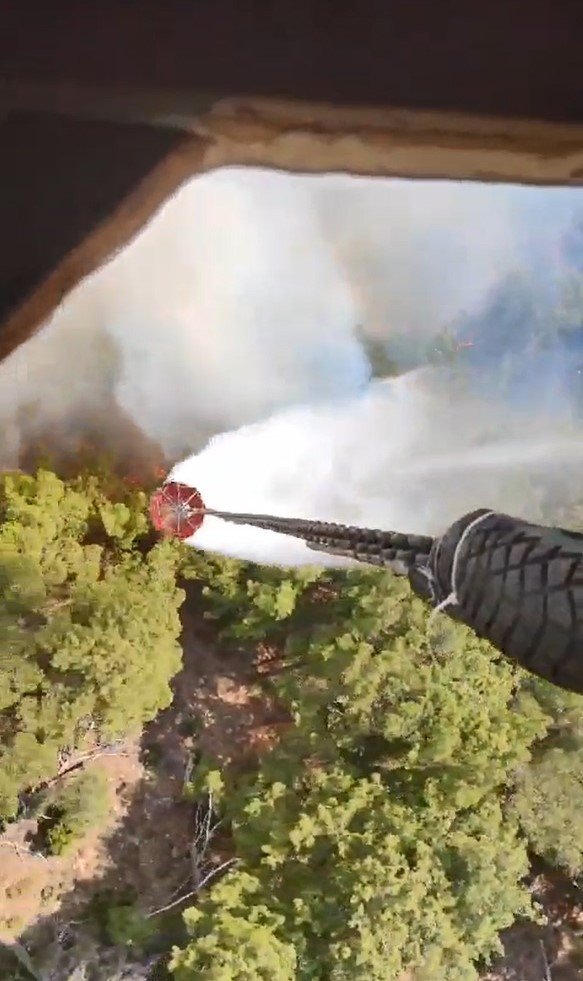 İzmir’de orman yangını! Hava ve karadan müdahale sürüyor