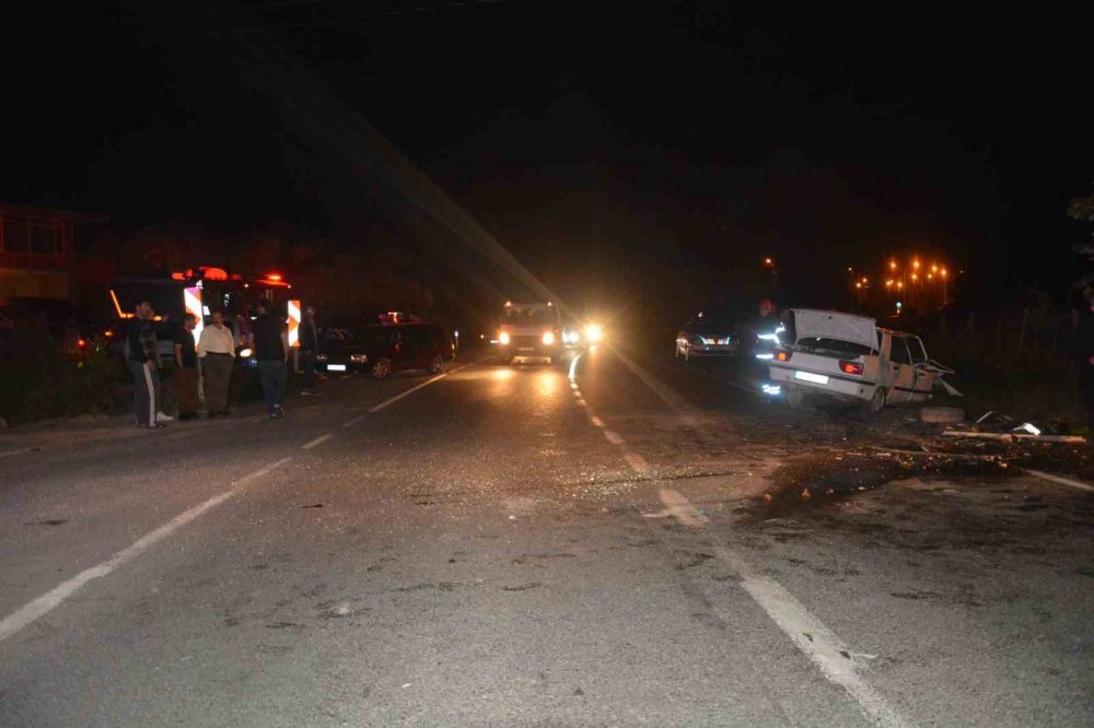 Ordu’da otomobiller kafa kafaya çarpıştı! Yaralılar var
