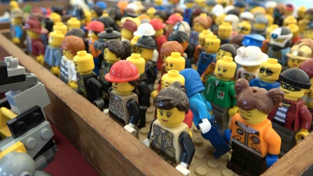 Türkiye’nin antikacıları Bursa’da buluştu! İşte en dikkat çeken tezgah