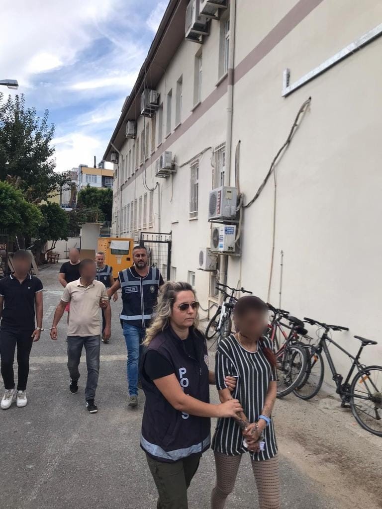 Antalya polisi tuttuğunu yakaladı