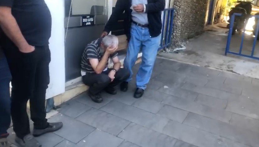 Halk Adaleti: Taczciyi dövüp teslim ettiler