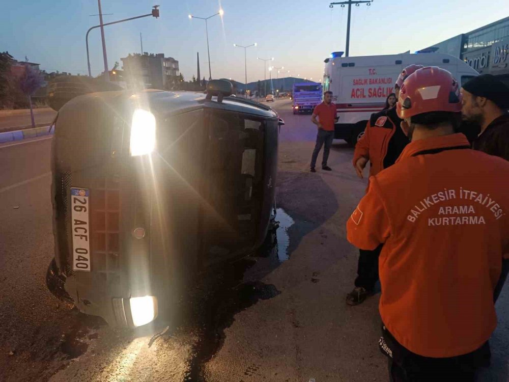 Hayvan sevgisi yüzünden aracından oldu
